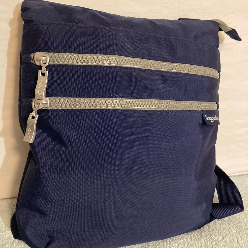 Baggallini bag